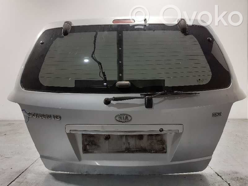 KIA Sorento Rear door 