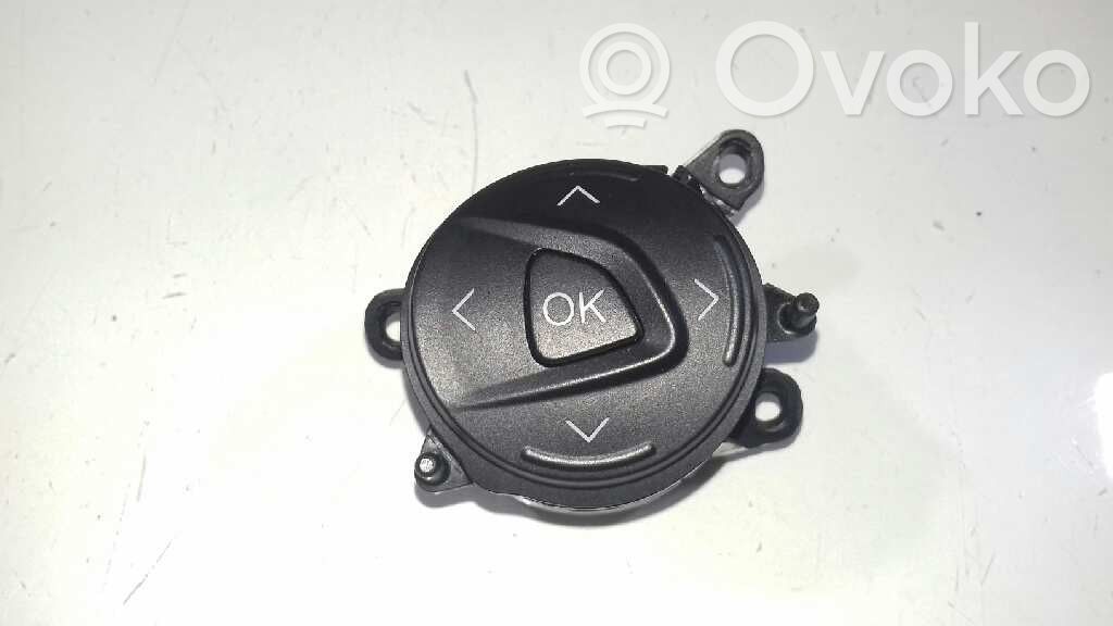 Interruptor de control multifunción   AM5T14K147AA