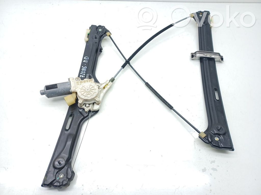 Front door electric window regulator   51337166380