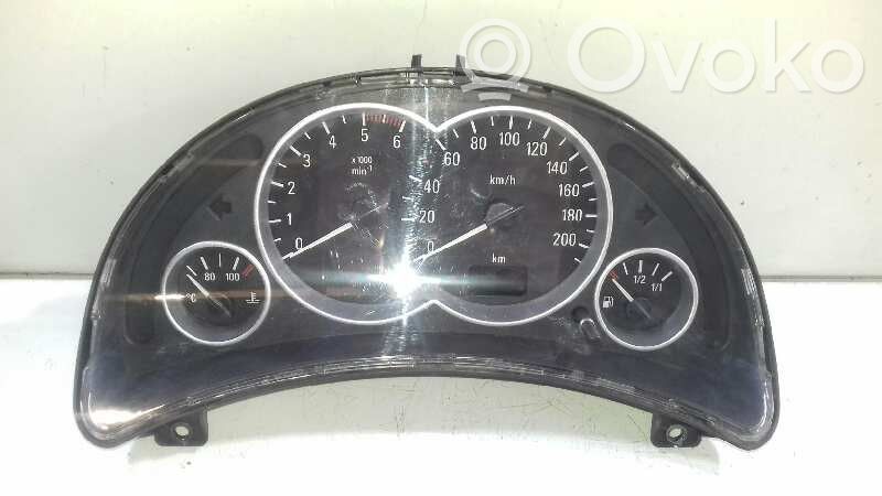 Opel Tigra B Spidometrs (instrumentu panelī) 