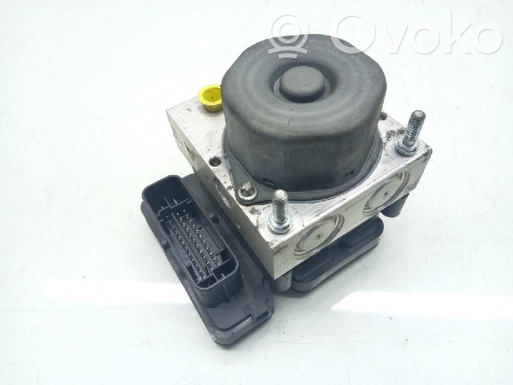 Nissan Micra Bomba de ABS 