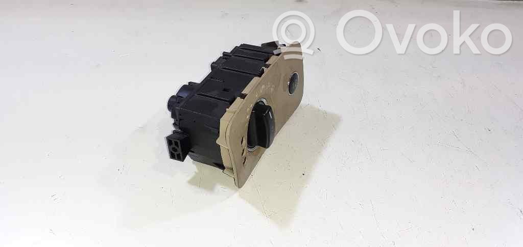 Mercedes-Benz CLS C219 Interruptor de control del panel de luces 