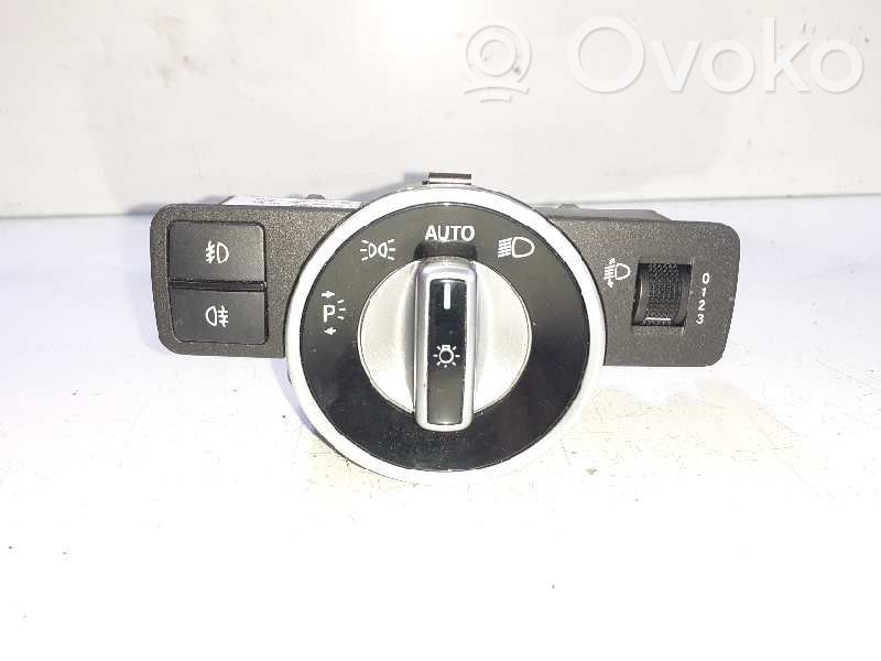 Mercedes-Benz C W204 Interruttore di regolazione dell’illuminazione del quadro 
