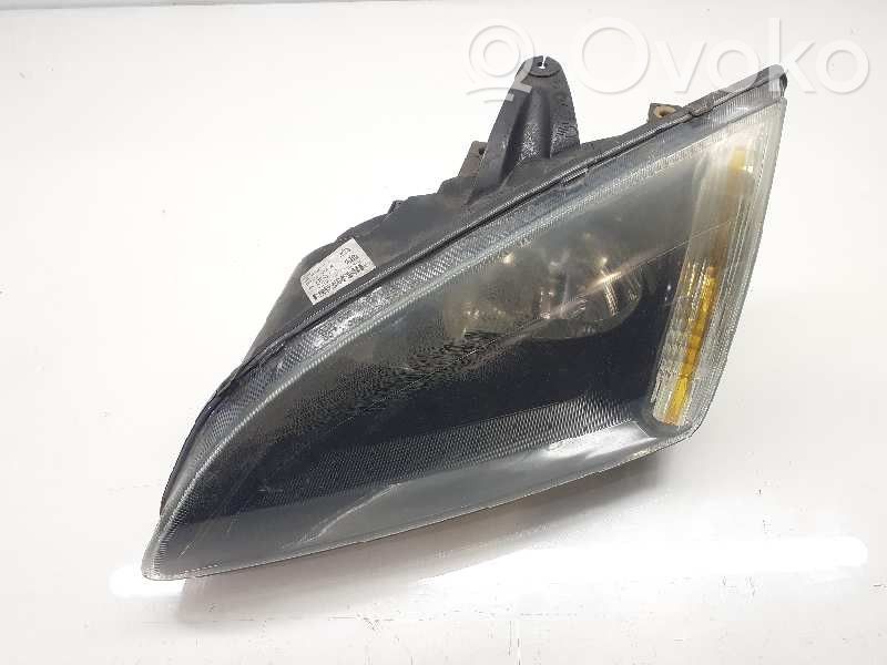 Ford Focus Headlight/headlamp 