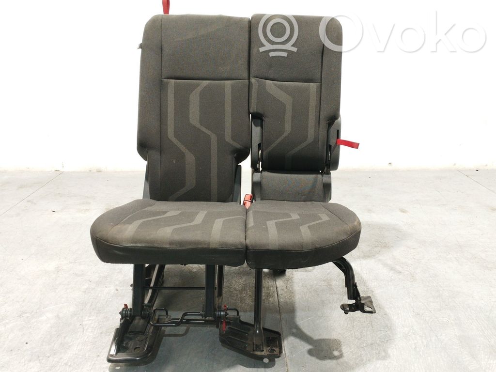 Front passenger seat