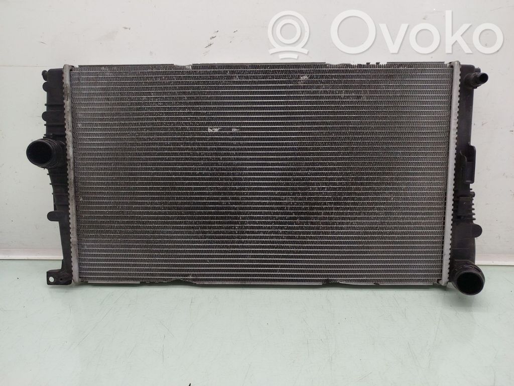 BMW 3 F30 F35 F31 Aušinimo skysčio radiatorius 