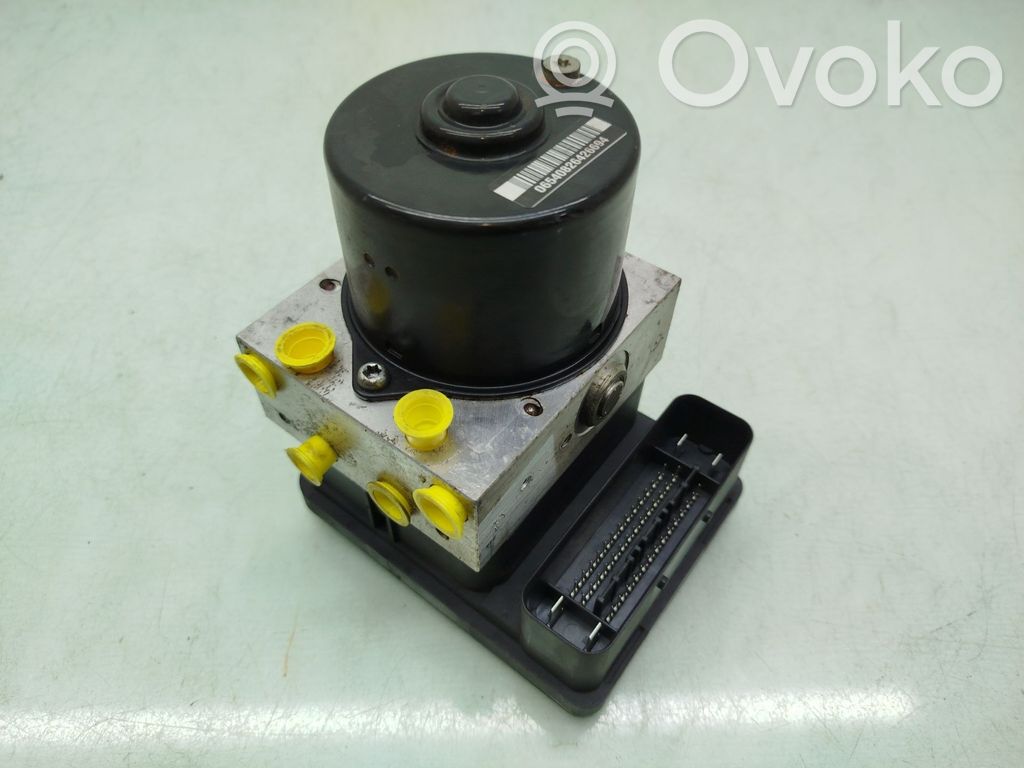 ABS-pumppu   8M512C405CA