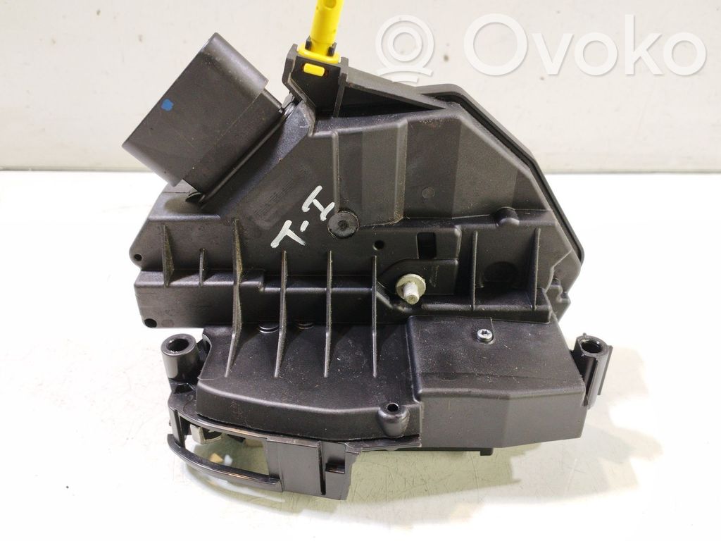 Ford Kuga II Rear door lock 