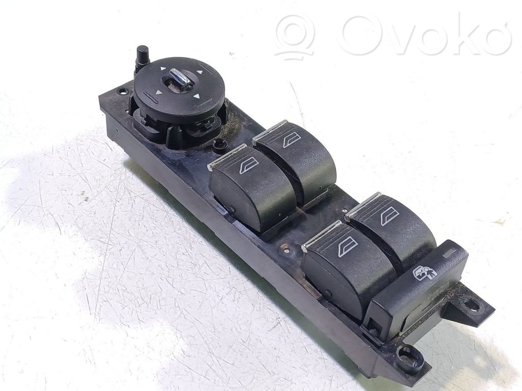 Ford C-MAX II Electric window control switch 