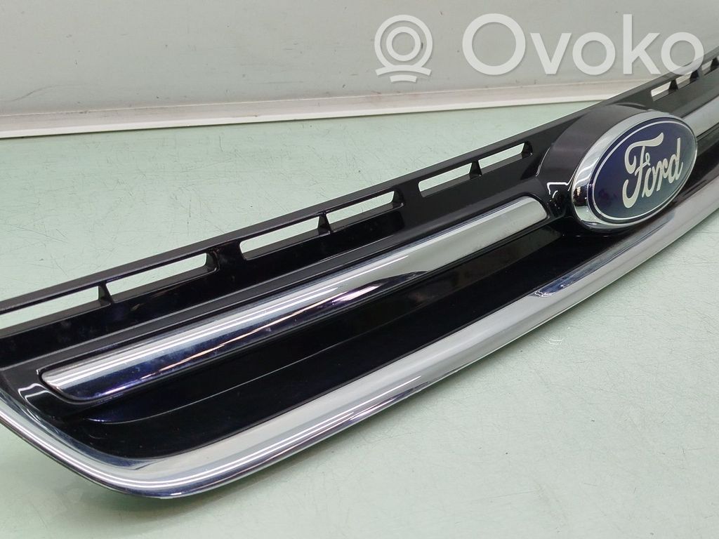 Front grill   CV448150ADW