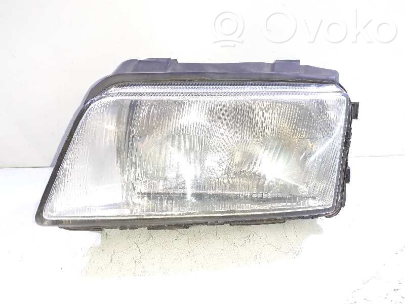 Audi A4 S4 B5 8D Phare frontale 