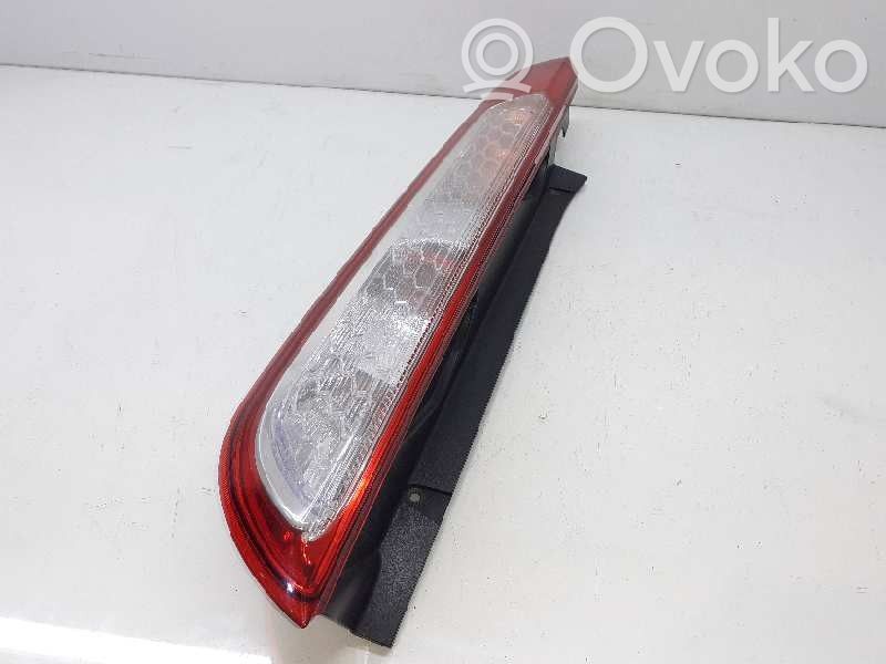 Lámpara de faros/luces traseros   1520769