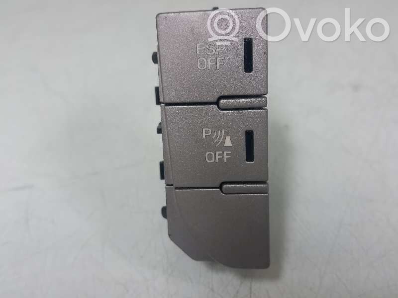 Citroen C5 Windscreen/window heater switch 