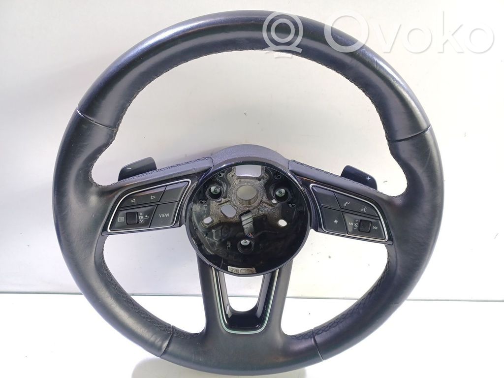Audi A4 S4 B9 8W Kierownica 