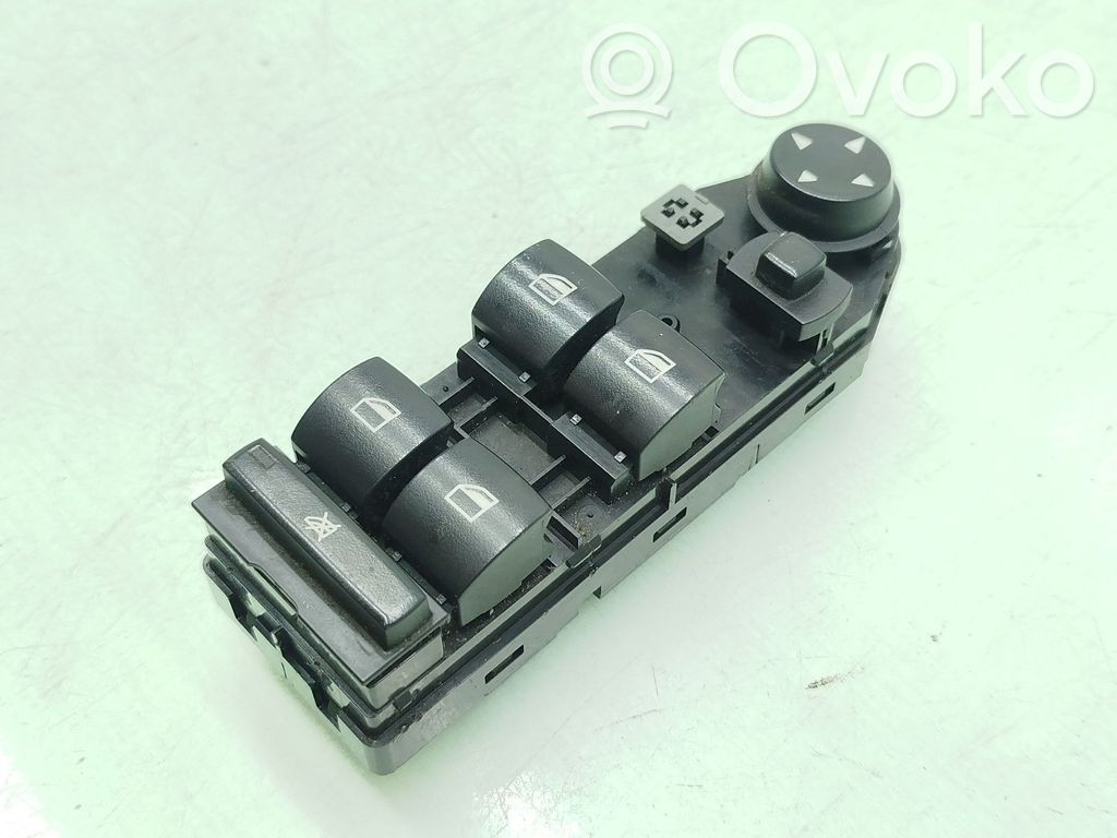 BMW 5 E60 E61 Interruttore di controllo dell’alzacristalli elettrico 