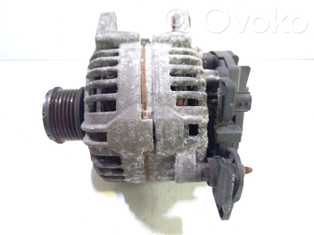 Alternador   8200660033,0124425071