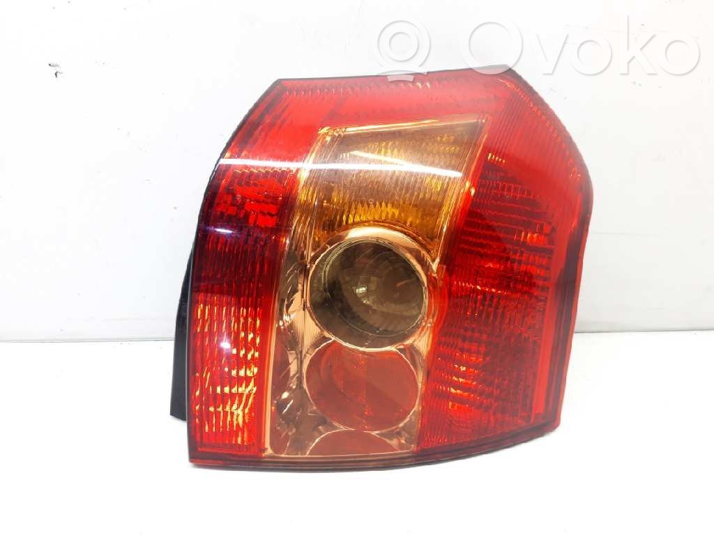 Toyota Corolla Verso E121 Takavalot 