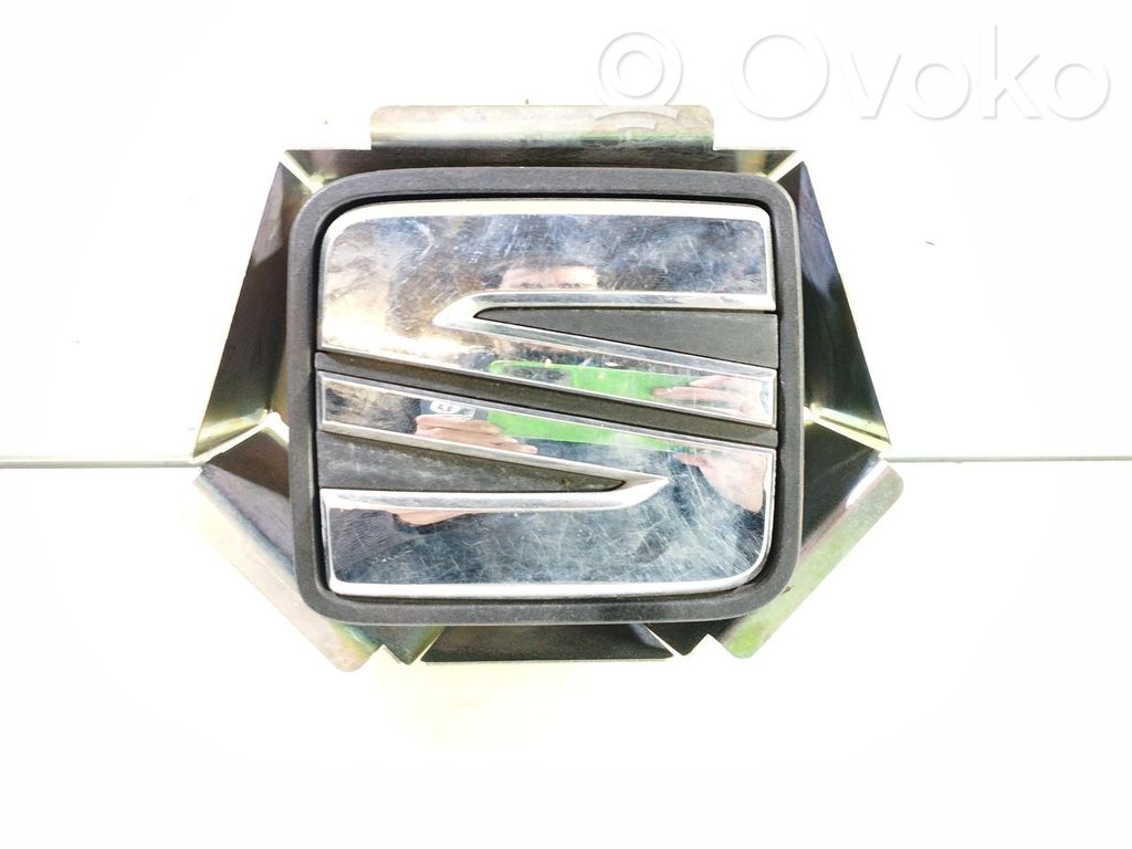 Takaoven ulkokahva   5F0827565B