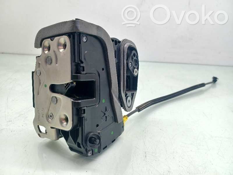 Opel Astra K Zamek drzwi tylnych 