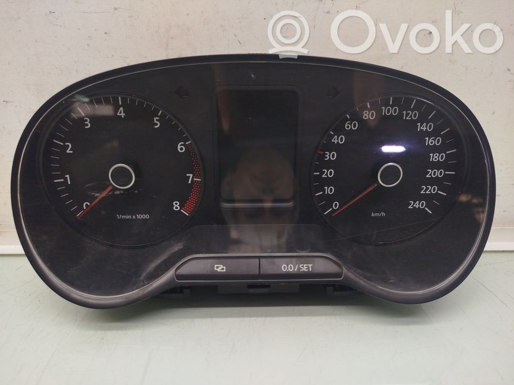 Volkswagen Polo V 6R Tachimetro (quadro strumenti) 