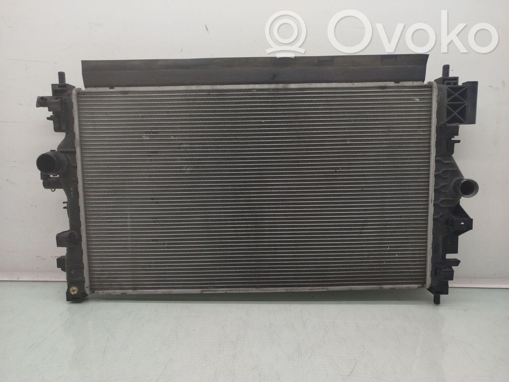 Opel Astra J Radiator lichid răcire 