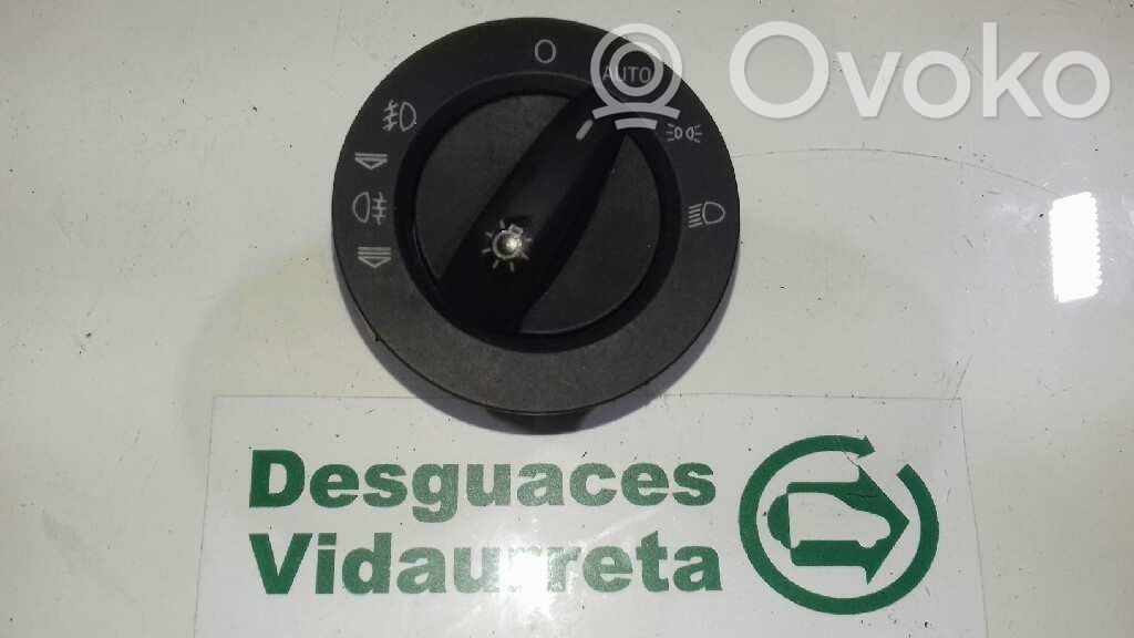 Interruptor de control del panel de luces   4F1941531D