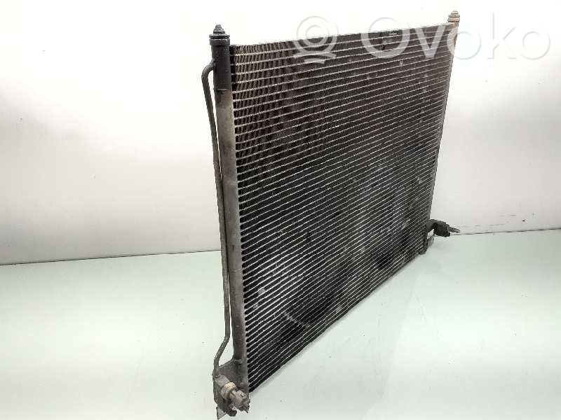 Nissan NP300 Radiatore di raffreddamento A/C (condensatore) 