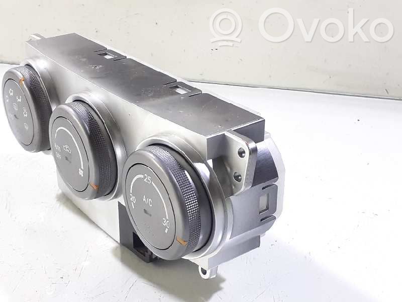 Subaru Impreza II Climate control unit 