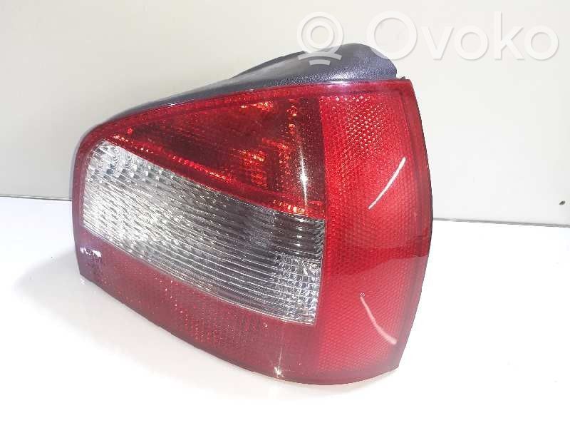 Audi A3 S3 8P Feux arrière / postérieurs 