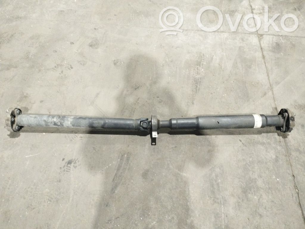 Środkowy wał napędowy   7527342