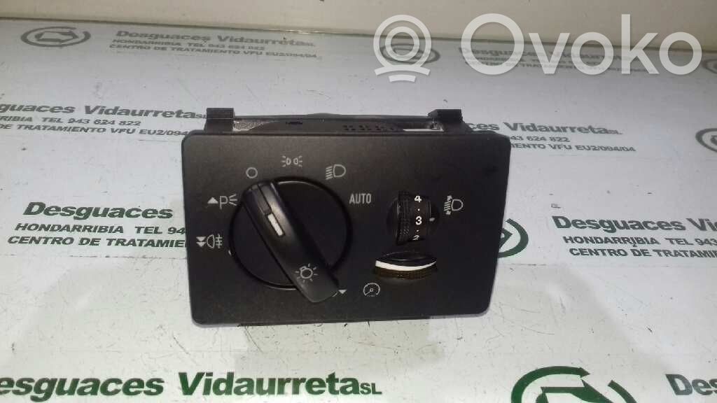Interruptor de control del panel de luces   7M5T13A024CA