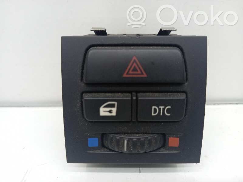 Botón interruptor de luz de peligro   61319196713,694565201