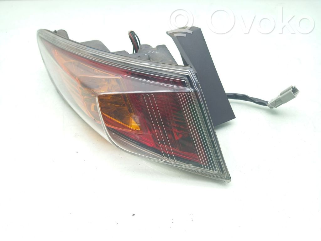 Honda Civic Takavalon polttimo 