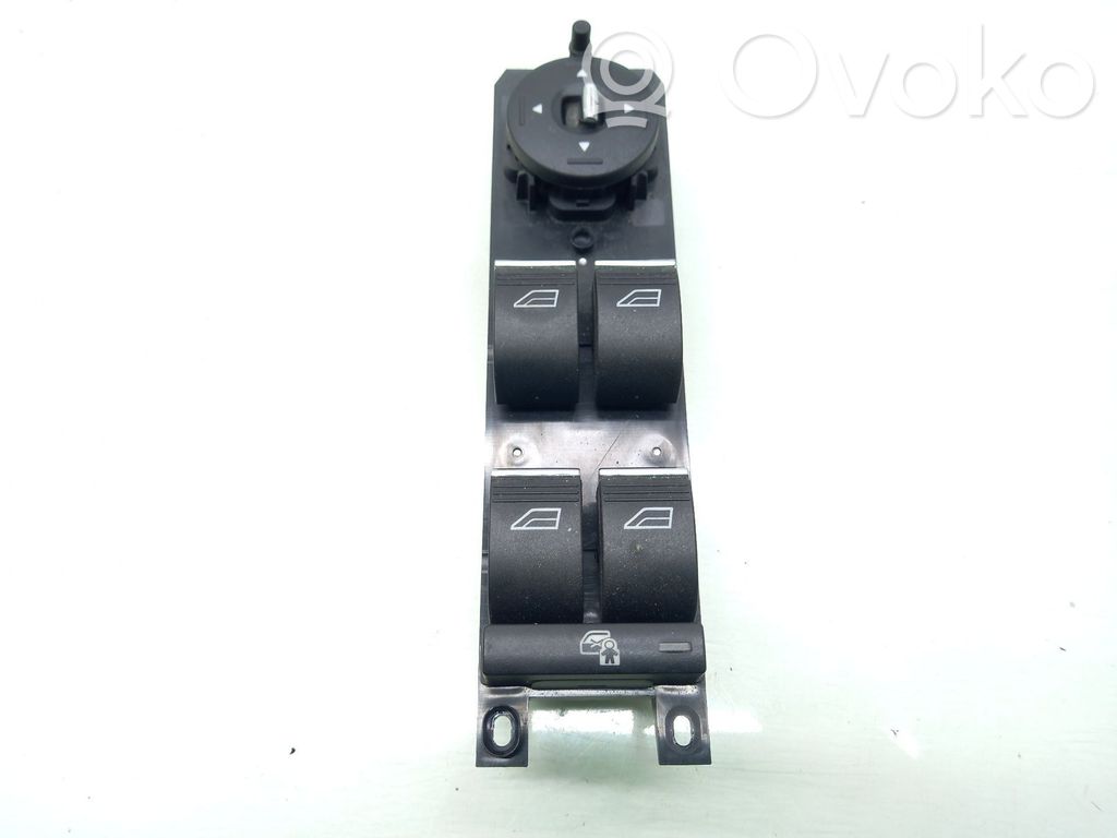 Ford C-MAX I Interruptor del elevalunas eléctrico 