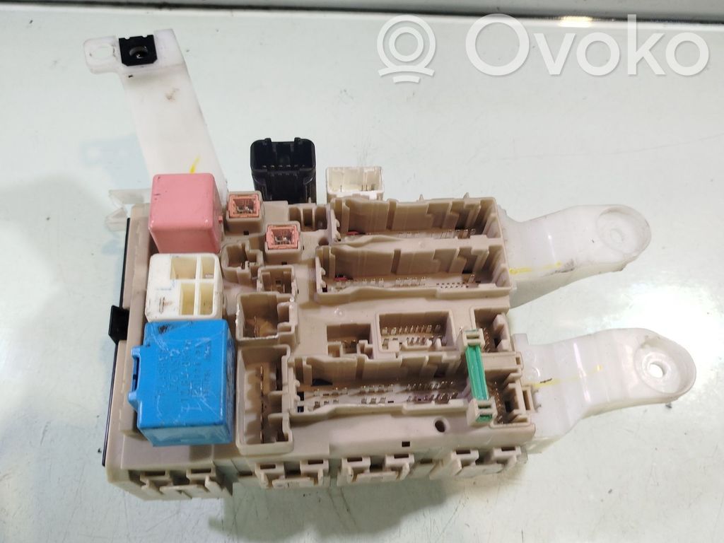 Toyota Verso Módulo de fusible 