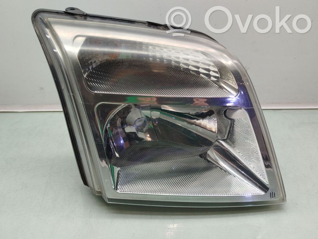 Ford Tourneo Faro/fanale 