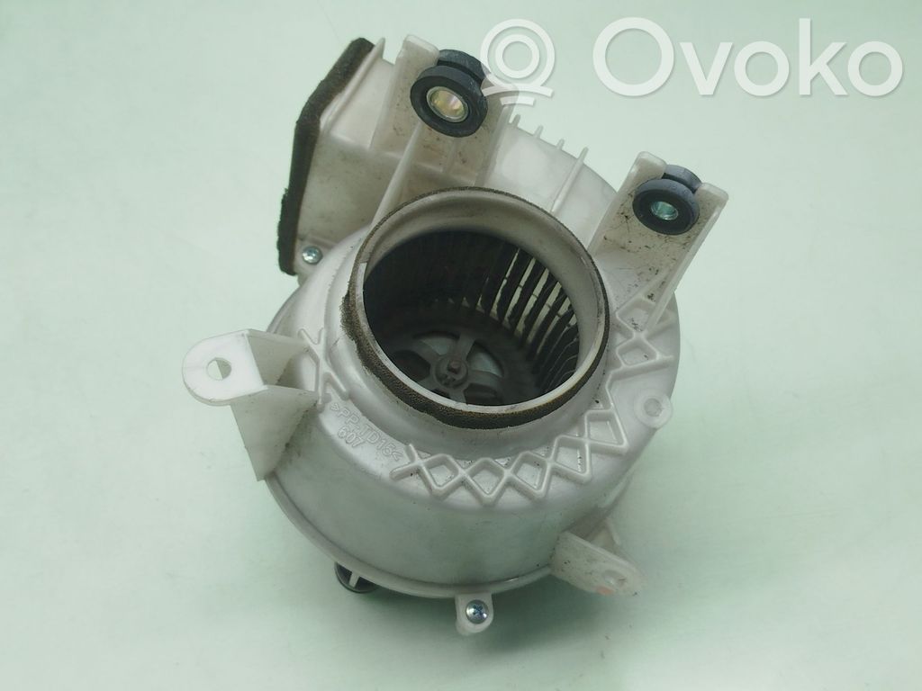 Toyota Prius (XW30) Ventilator aerotermă 