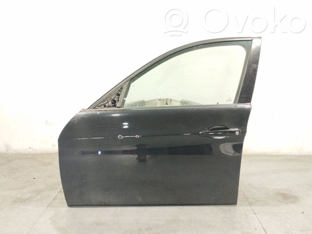 Priekinės durys   41515A2A385