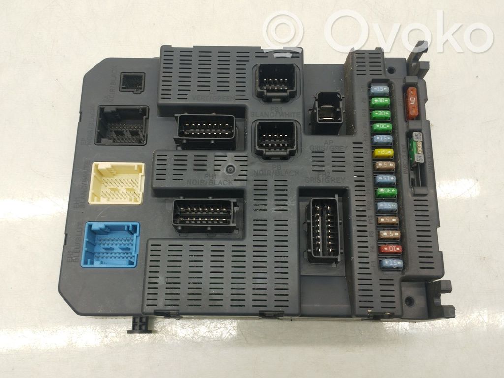 Módulo de fusible   9663798180