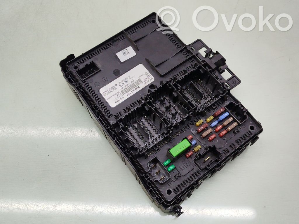 Fuse module   2544969,JX6T15604BCG,F005V02945