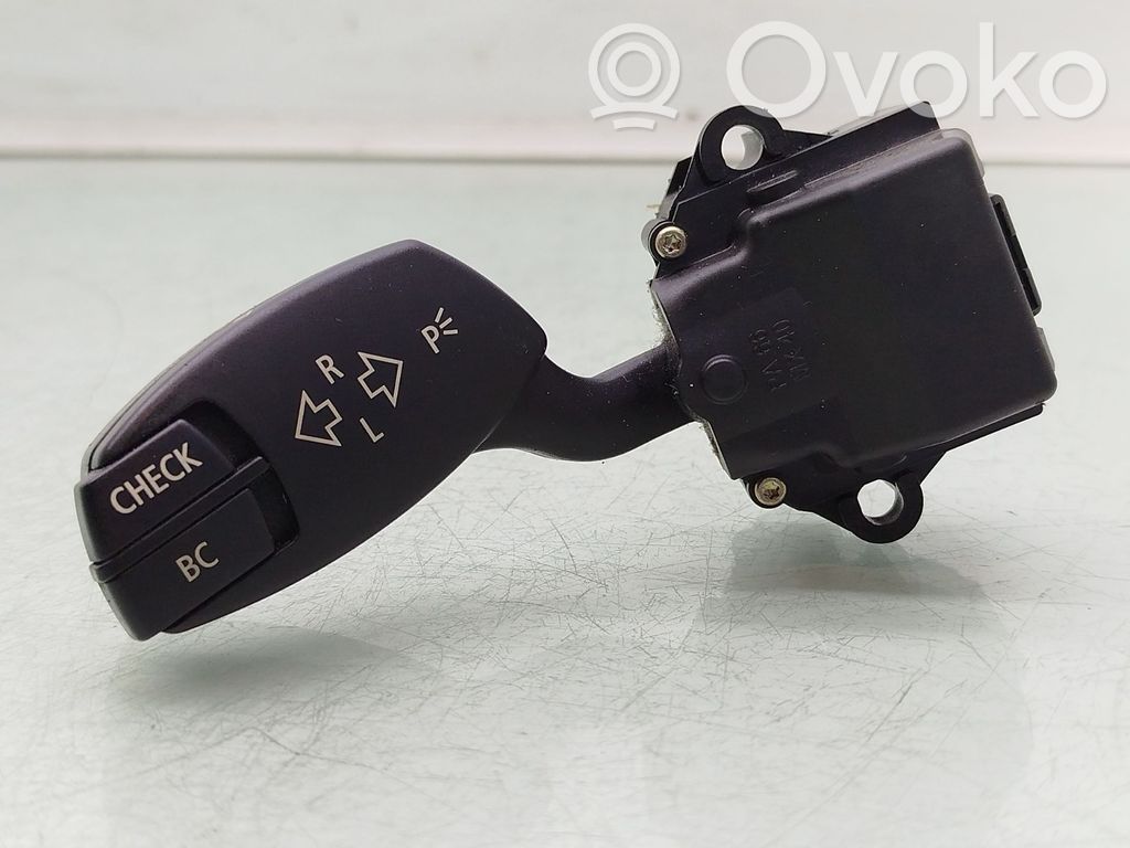 BMW 5 E60 E61 Leva indicatori