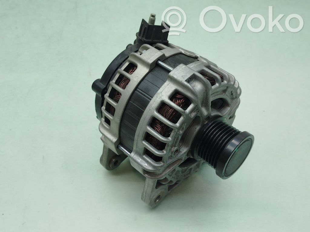 Renault Clio IV Ģenerators 
