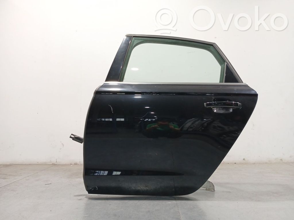 Puerta trasera   4G5833051