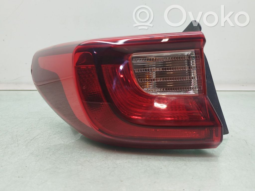 KIA Stonic Takavalon polttimo 