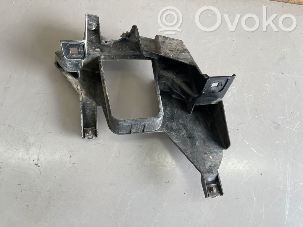 BMW 7 E65 E66 Halterung Scheinwerfer 
