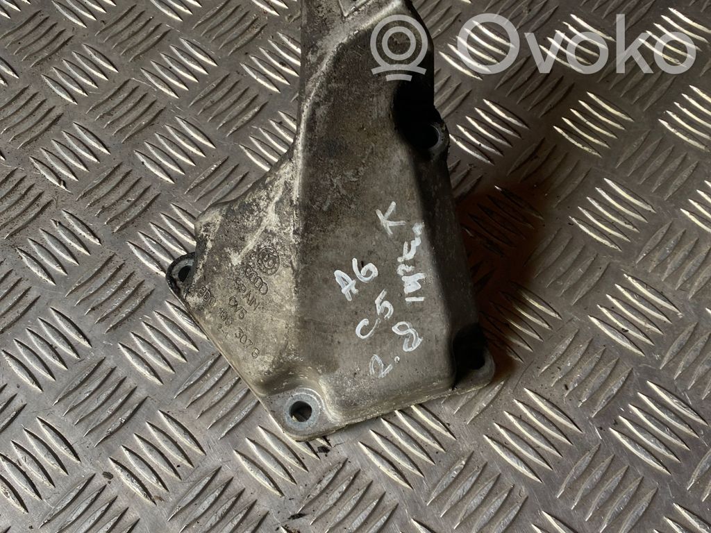 Audi A6 S6 C5 4B Engine mounting bracket 