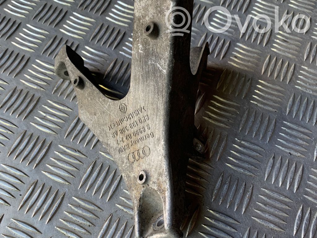 Audi A4 S4 B7 8E 8H Engine mounting bracket 