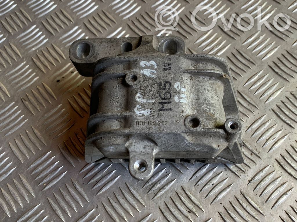Engine mount bracket   1K0199262P,1K0199262,1K0199262A,1K0199262AB,1K0199262AC,1K0199262AM,1K0199262M,3B7199379A