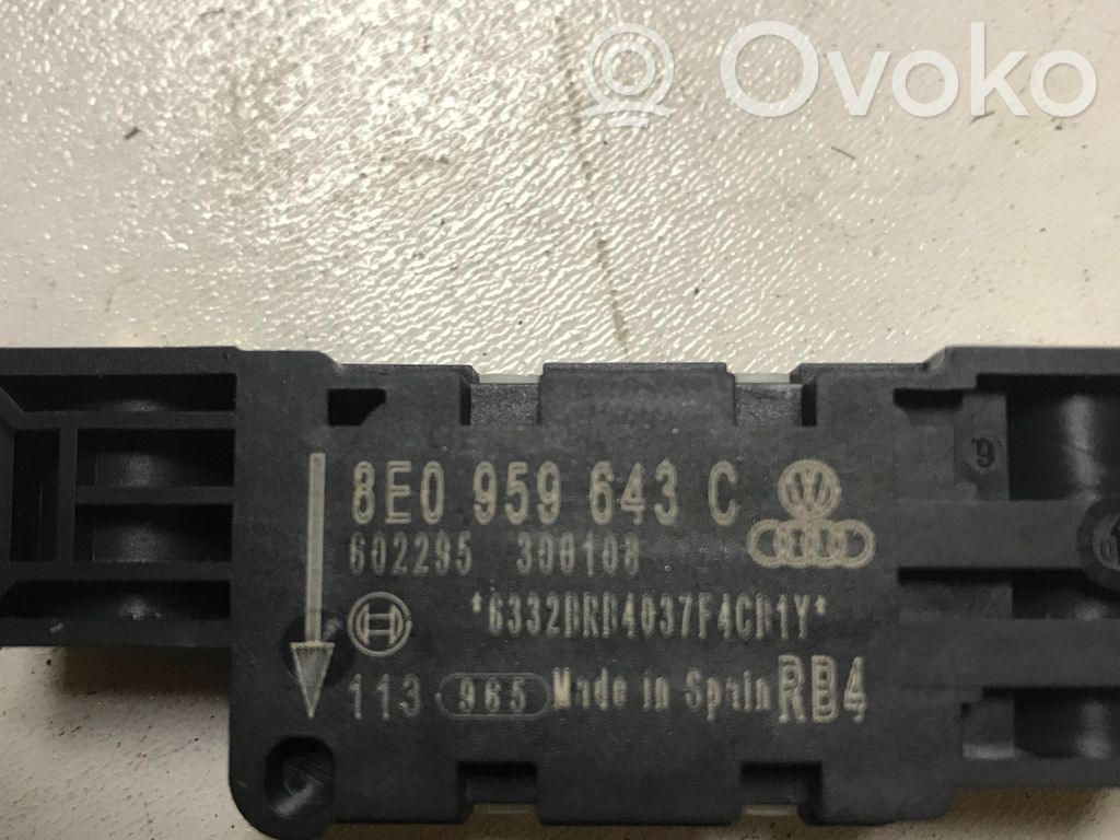 Audi A4 S4 B7 8E 8H Airbagsensor Crashsensor Drucksensor 