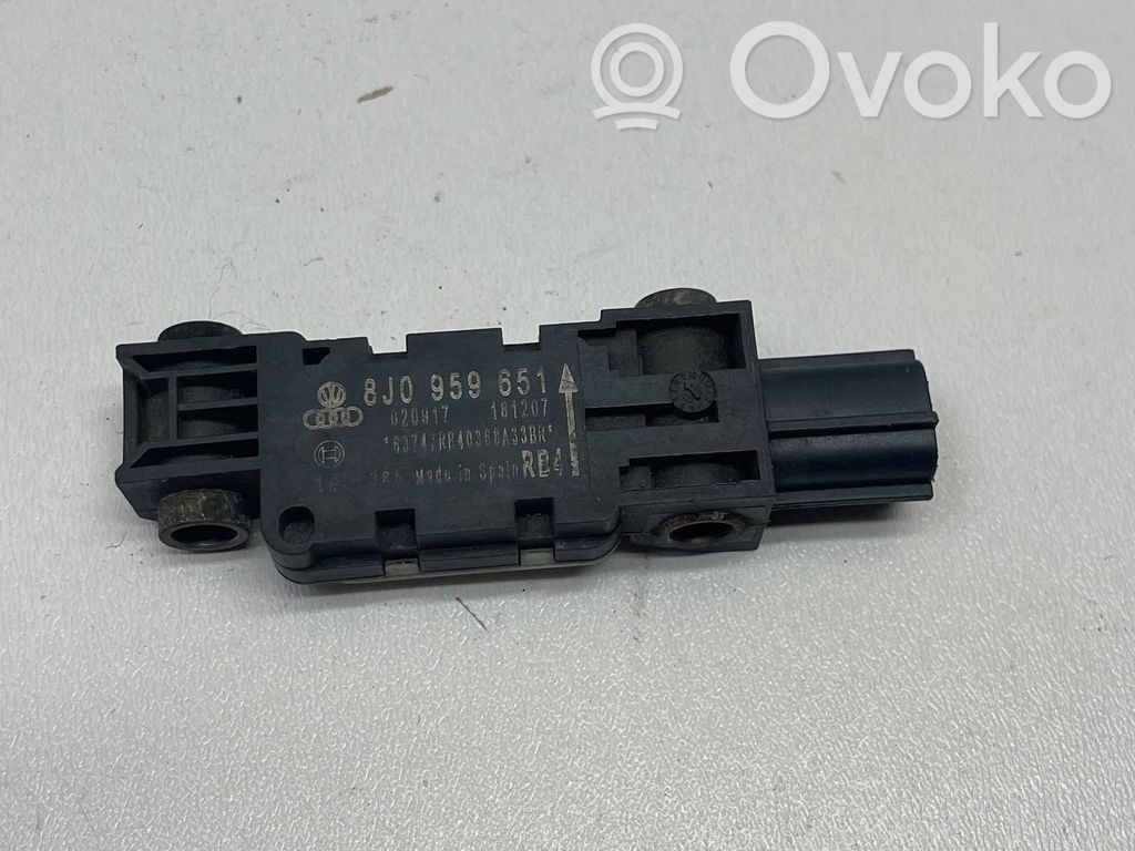 Audi A3 S3 8P Airbag deployment crash/impact sensor 